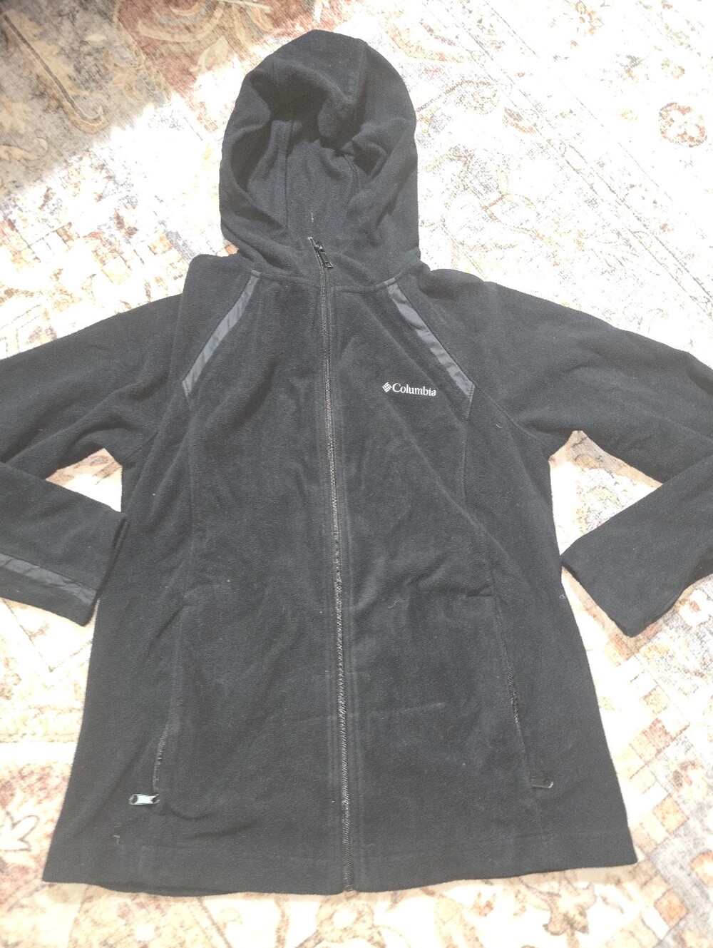 Columbia Women’s Black Hooded Fleece Zip Jacket